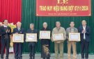 Lễ Trao huy hiệu và tổng kết công tác đảng năm 2024