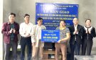 BÀN GIAO NHÀ Ở CHO HỘ GIA ĐÌNH CÒN KHÓ KHĂN VỀ NHÀ Ở 