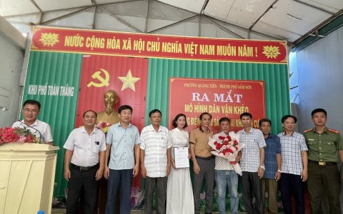 RA MẮT MÔ HÌNH DÂN VẬN KHÉO “Đường điện chiếu sáng” tại khu dân cư