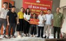 ỦY BAN MẶT TRẬN TỔ QUỐC PHƯỜNG QUẢNG TIẾN TRAO NHÀ ĐẠI ĐOÀN KẾT